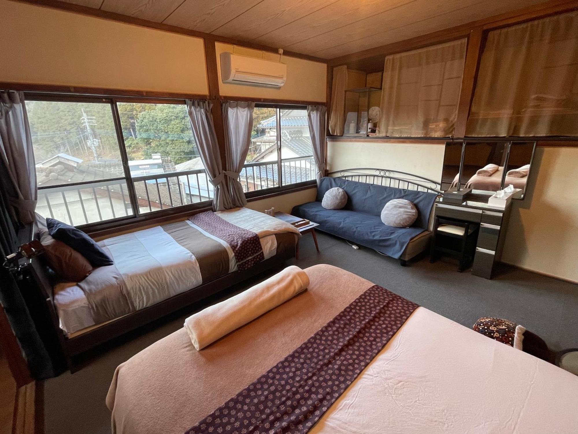 Okawachiyama Lodge - Village Of The Secret Kilns! Imari Bagian luar foto